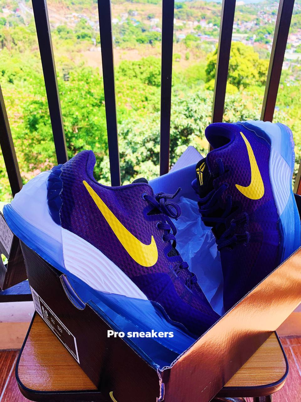 NIKE ZOOM KOBE VENOMENOM 5 "LAKERS"