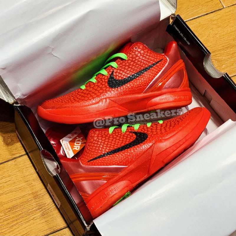 KOBE 6 REVERSE GRINCH