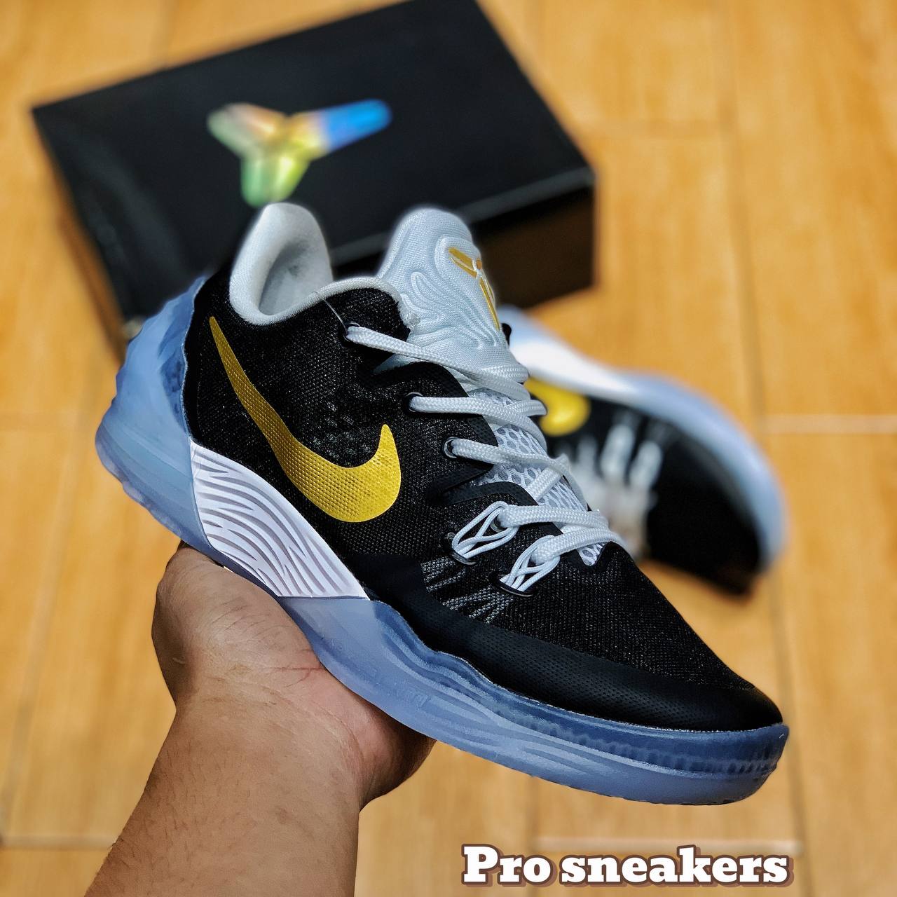 NIKE ZOOM KOBE VENOMENOM 5 BLACK GOLD