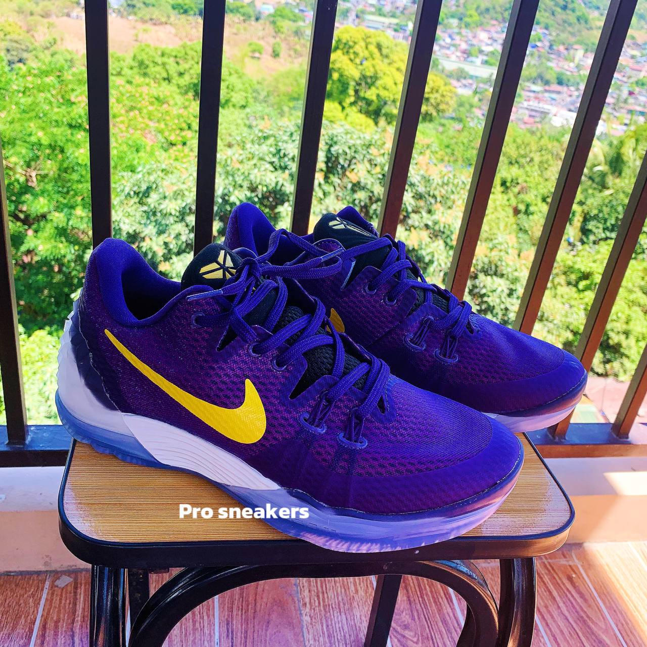 NIKE ZOOM KOBE VENOMENOM 5 "LAKERS"