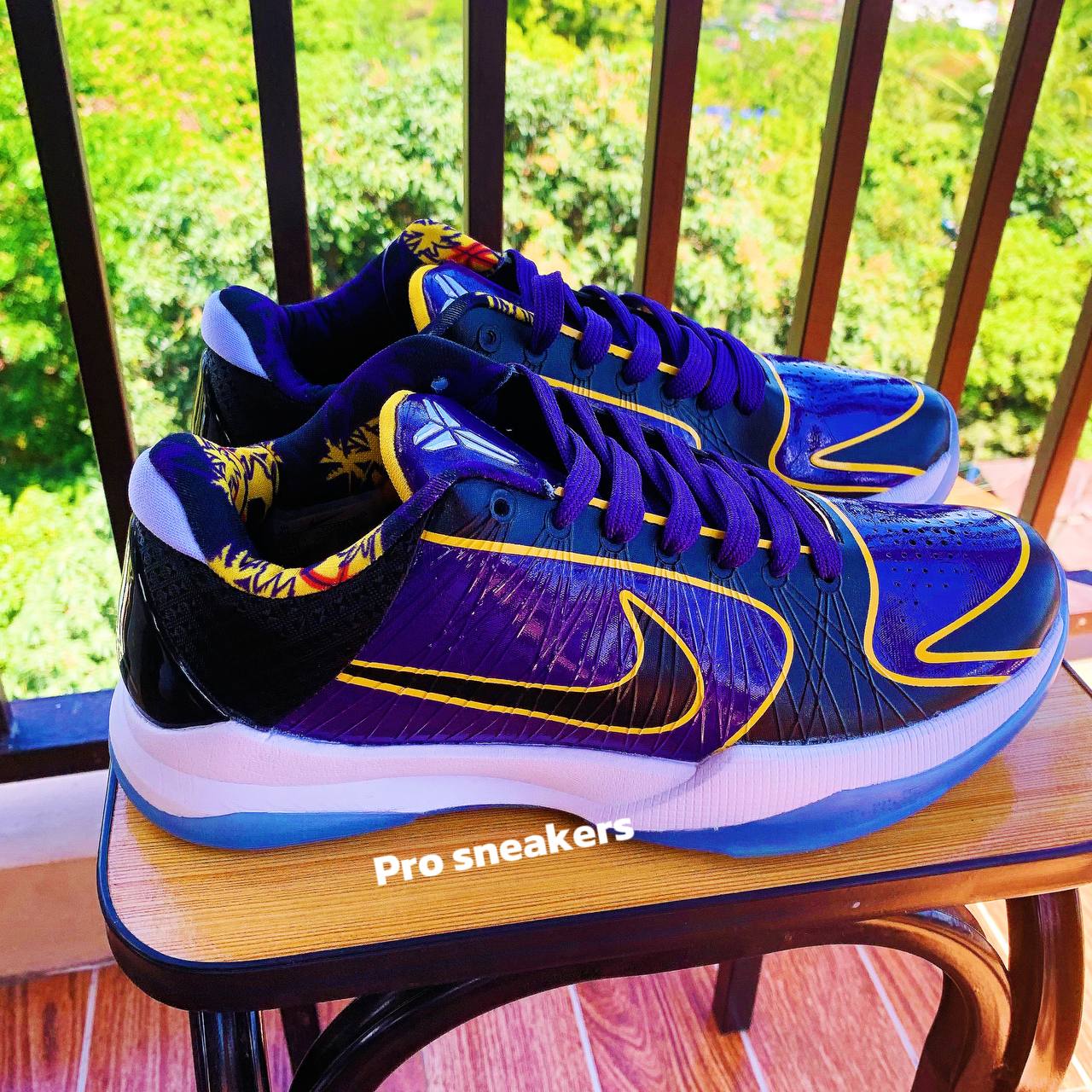 KOBE 5 Protro Lakers