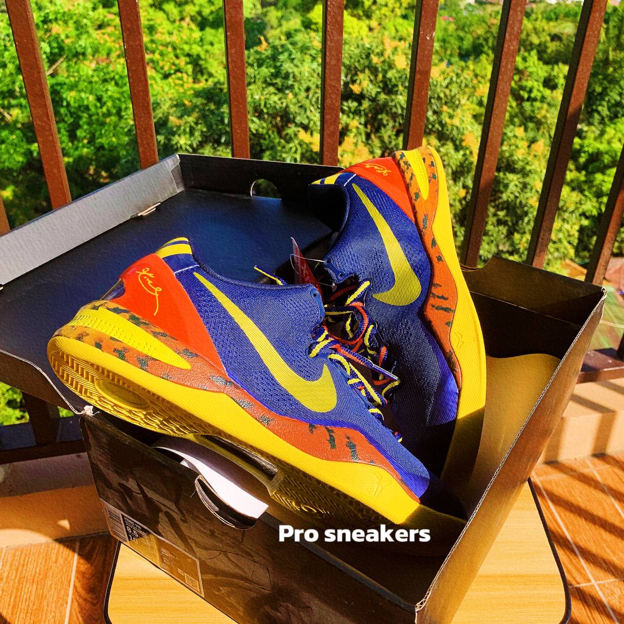 KOBE 8 SYSTEM "BARCELONA"