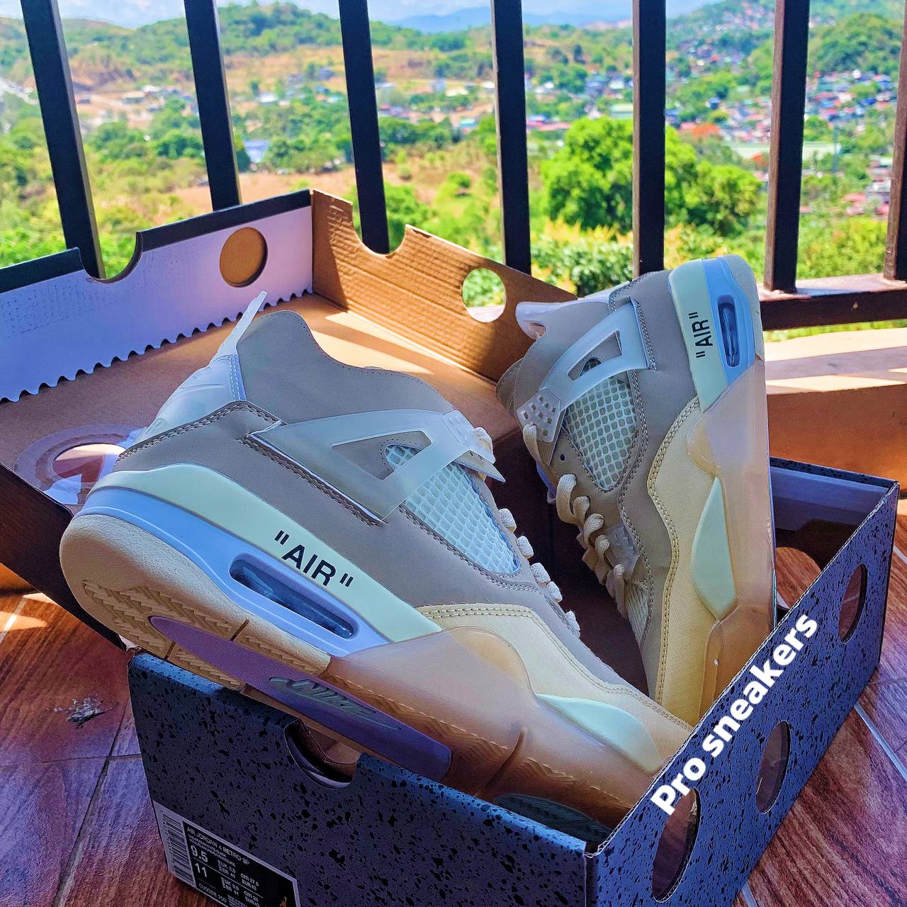 Jordan 4 "Off White"