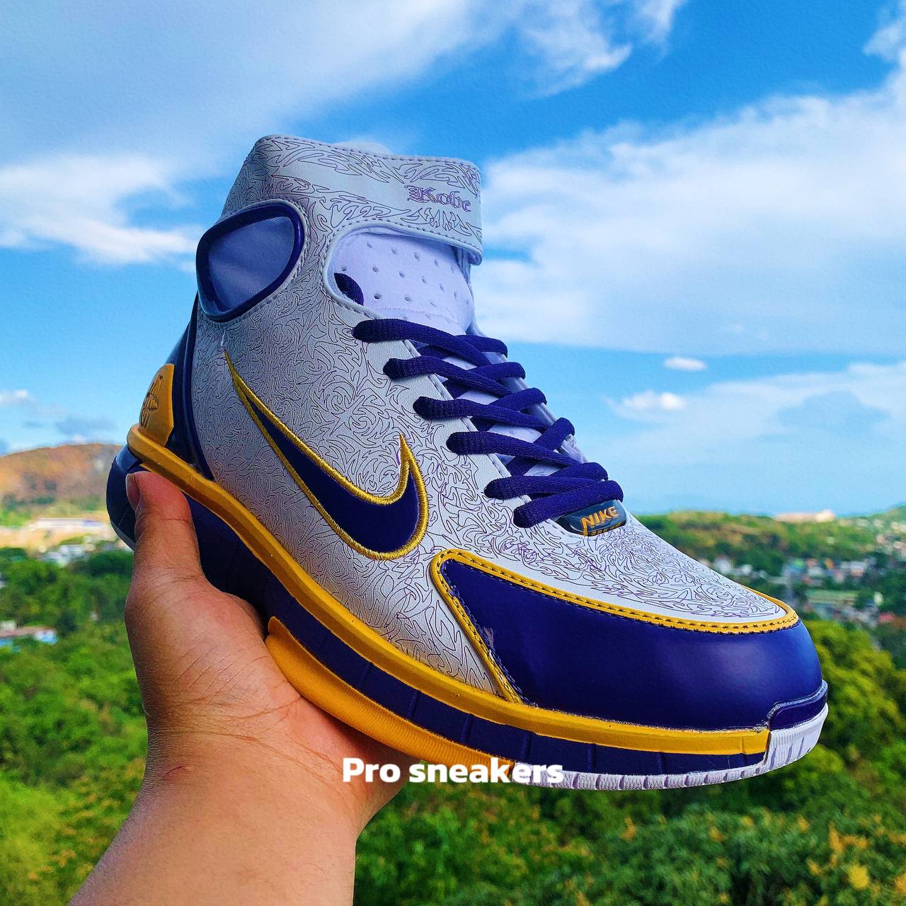 AIR ZOOM HUARACHE 2K4 LAKERS